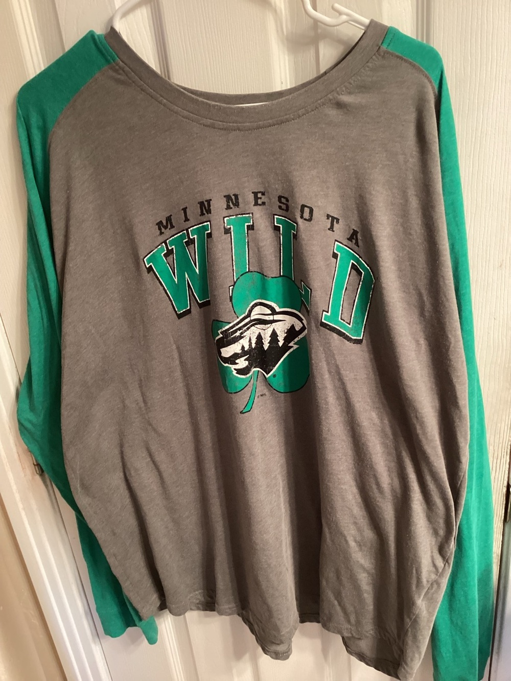 Minnesota Wild ,Grey and Green ,Raglan TShirt, Size 2XL